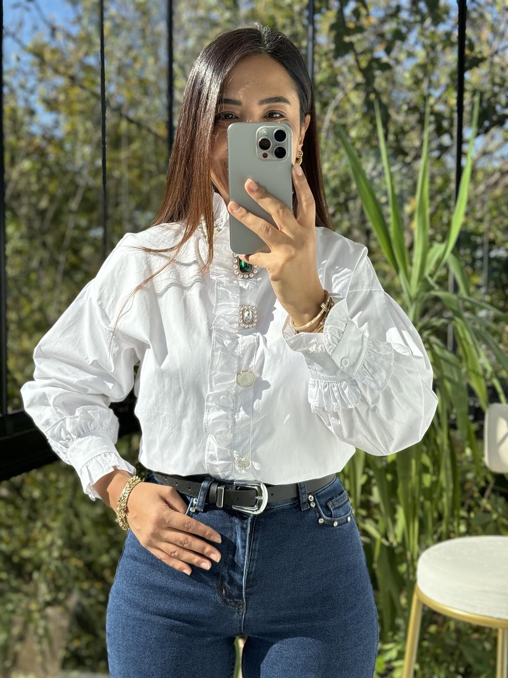 İthal Taş Detaylı Broşlu Gömlek Beyaz