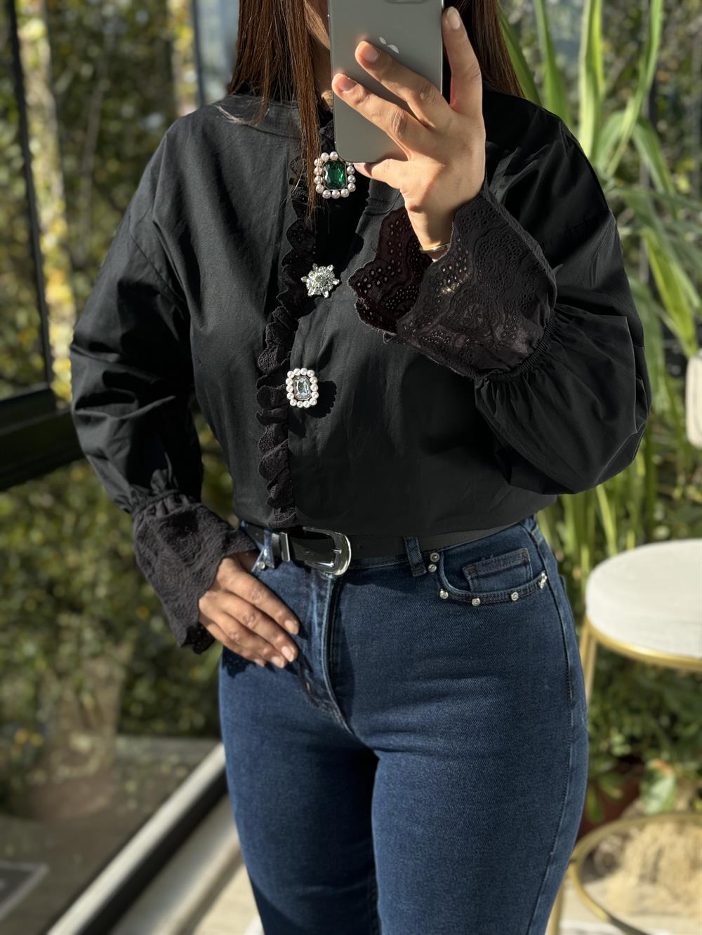 İthal Taş Detaylı Broşlu Gömlek Siyah