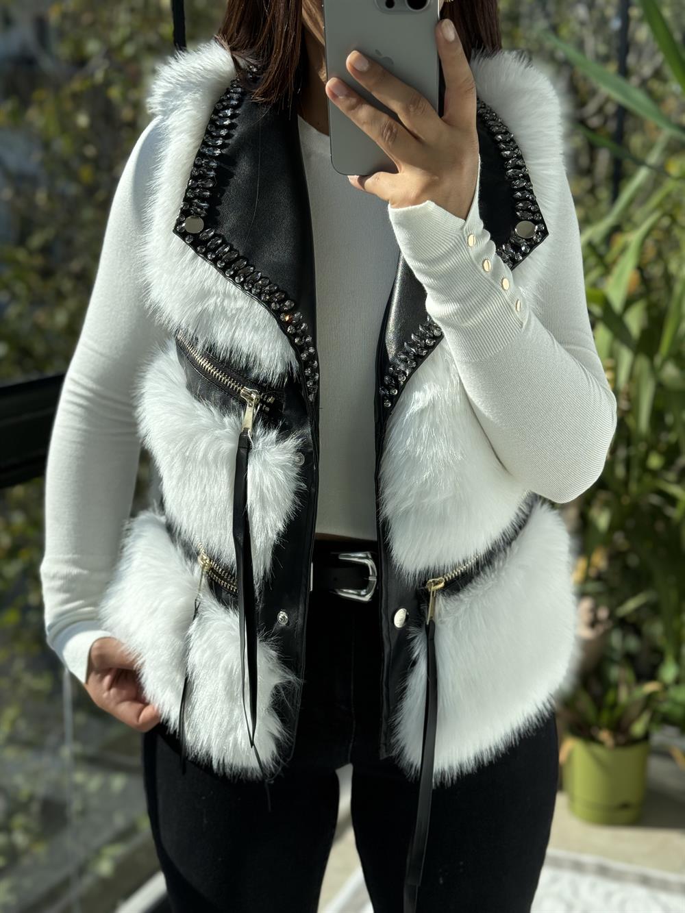 İthal Taşlı fermuarlı Kürklü Yelek Siyah-Beyaz