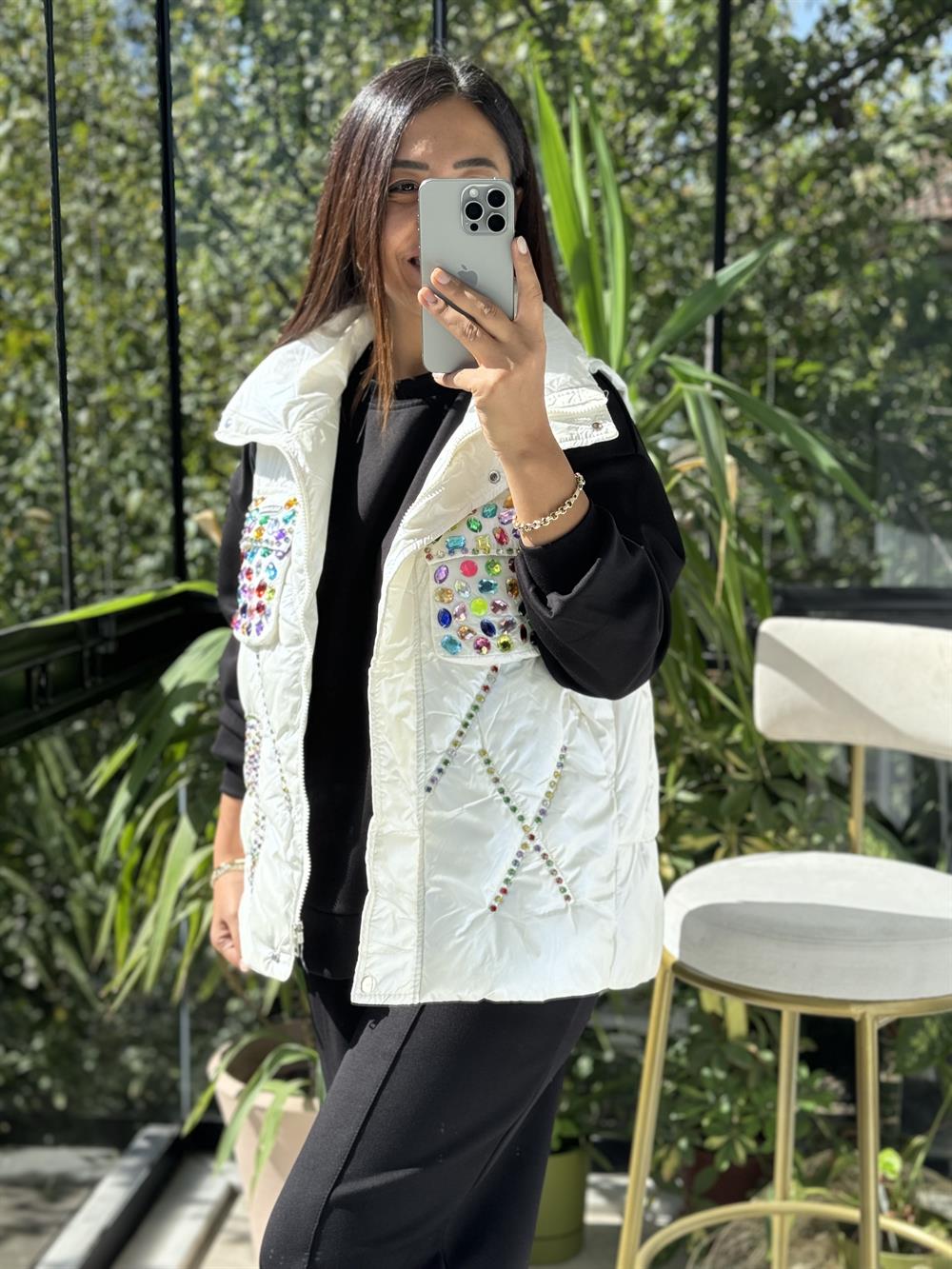 İthal Taşlı Şişme Yelek Beyaz