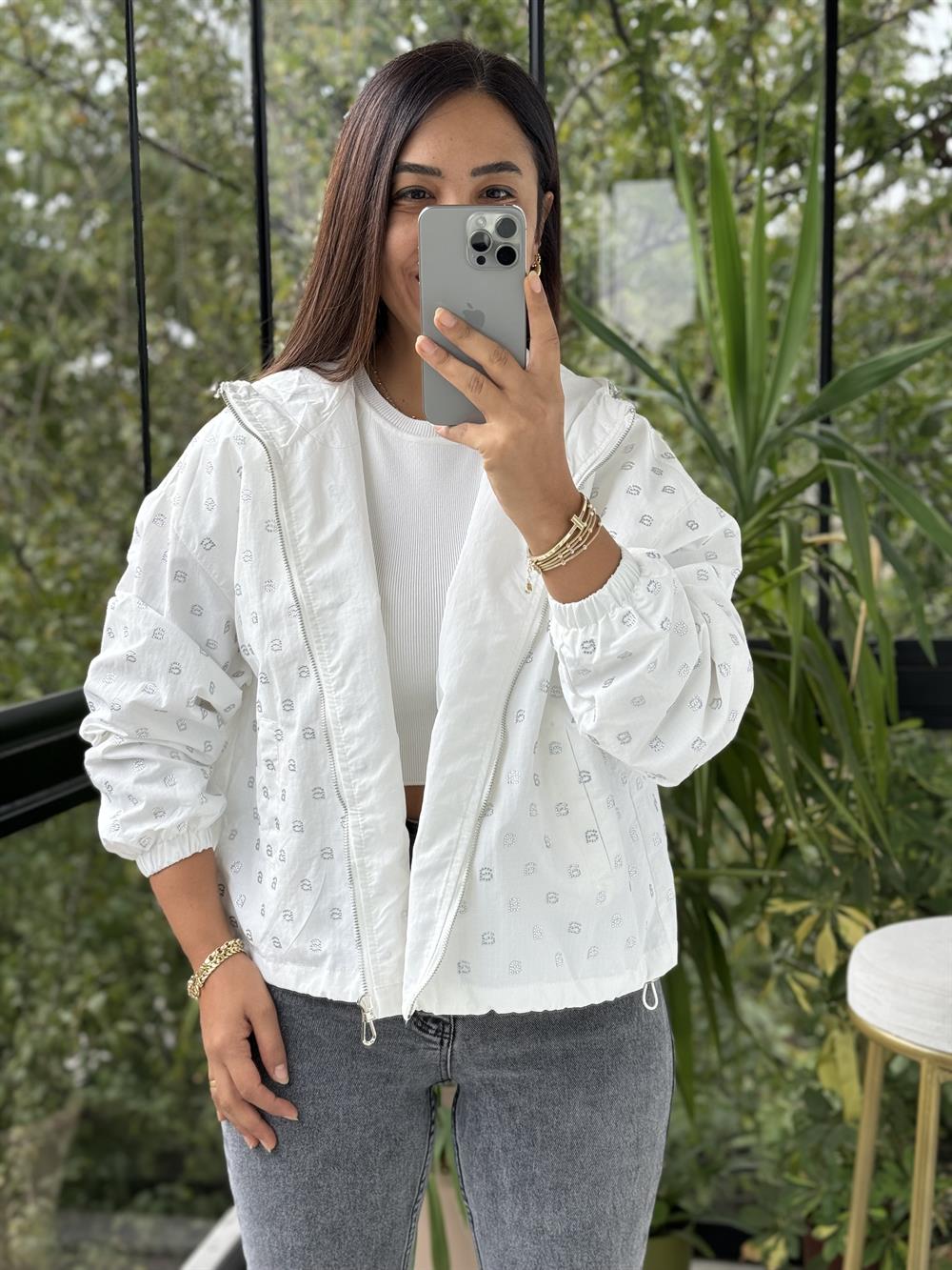 İthal Taşlı Trenç Beyaz