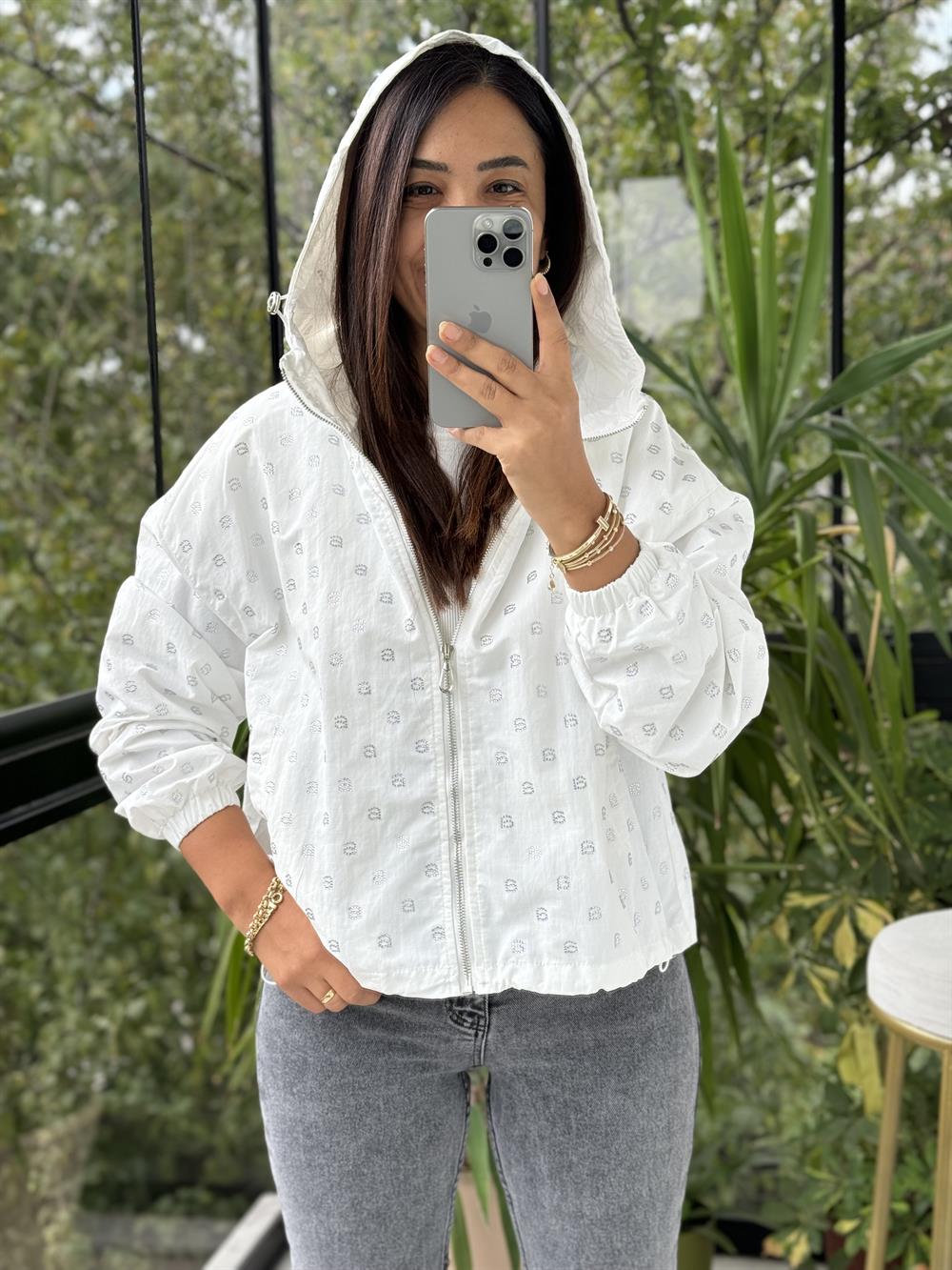 İthal Taşlı Trenç Beyaz