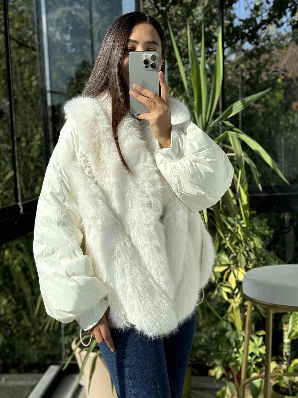 İthal Tüylü Mont Beyaz