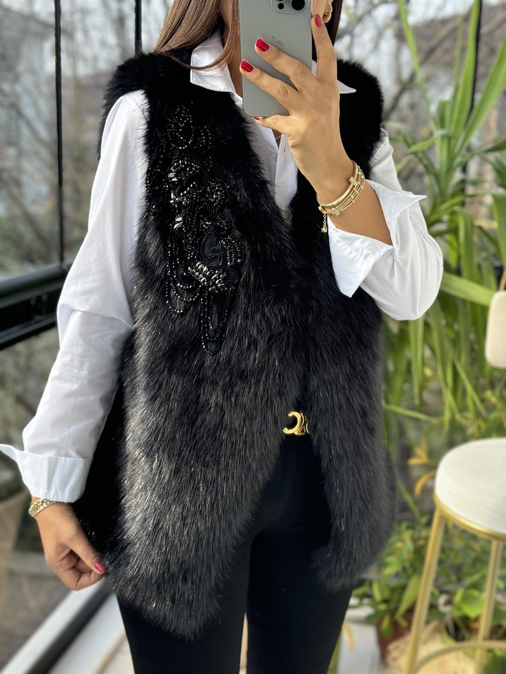 İthal Yakası Sallantılı Boncuklu Kürk Yelek Siyah