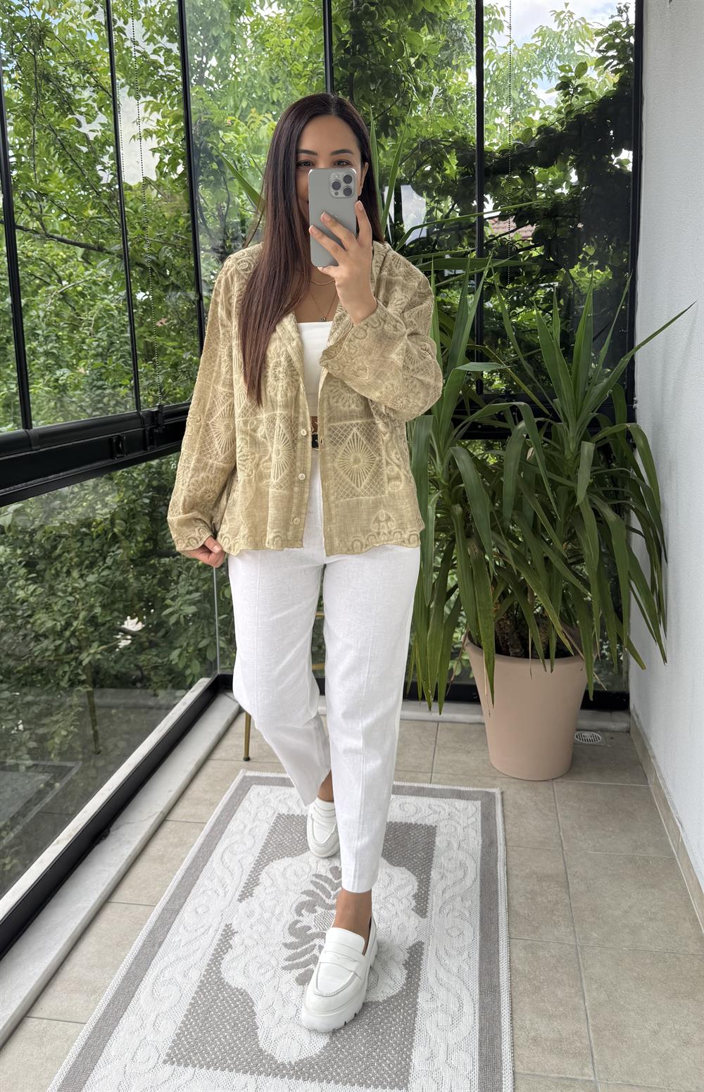 Kapşonlu Desenli işlemeli Hırka Vizon