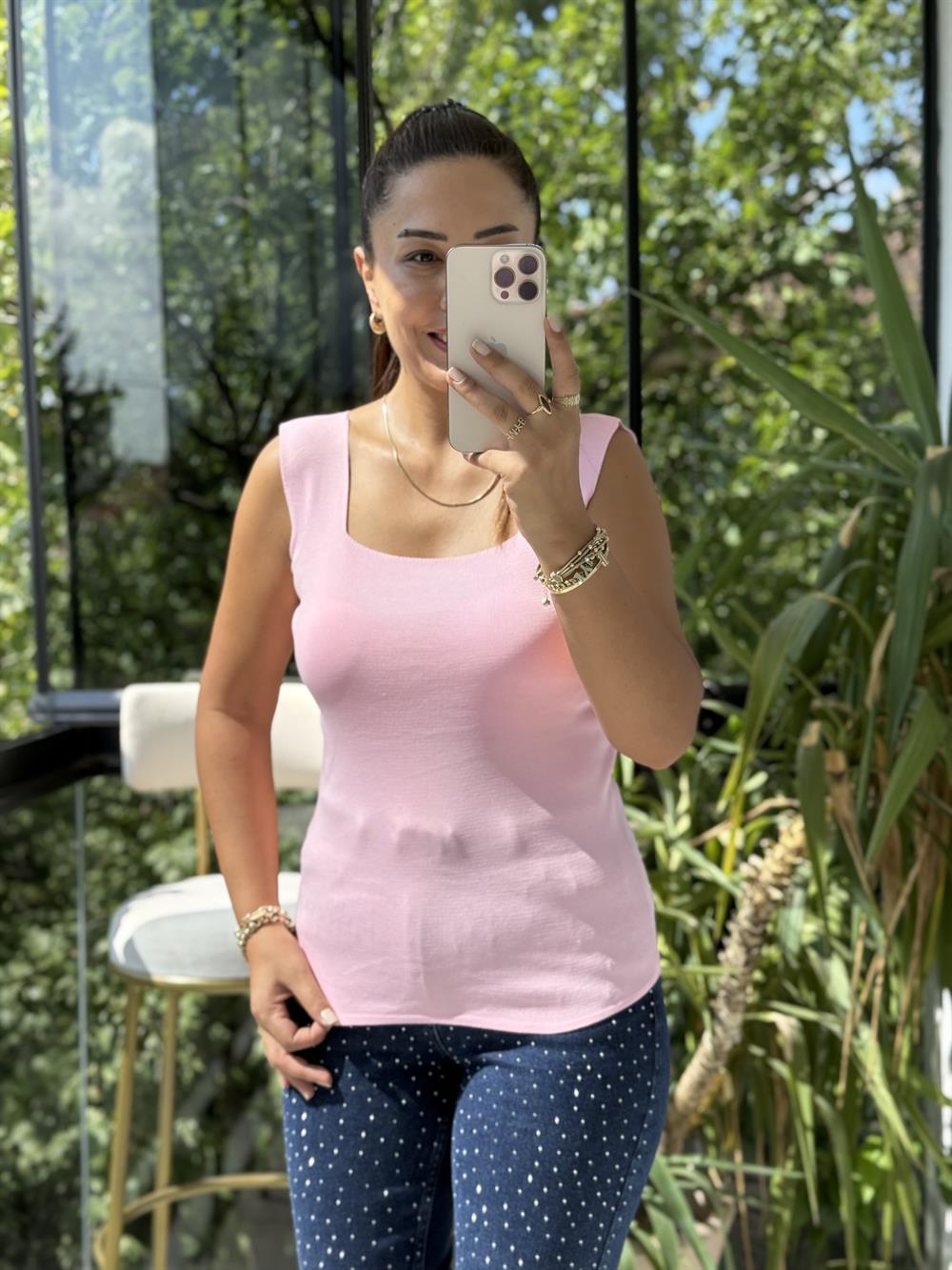 Kare Yaka Atlet Pembe