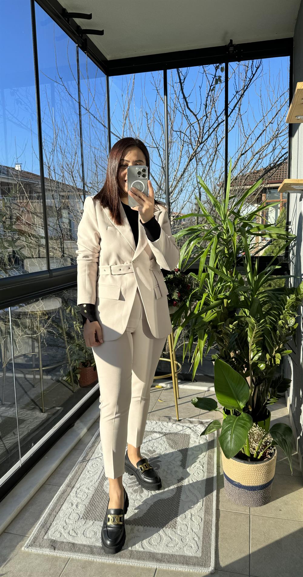 Kemerli Blazer Ceket Taş