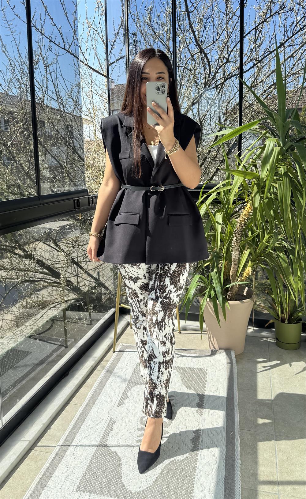 Kemerli Zra Model Yelek Siyah