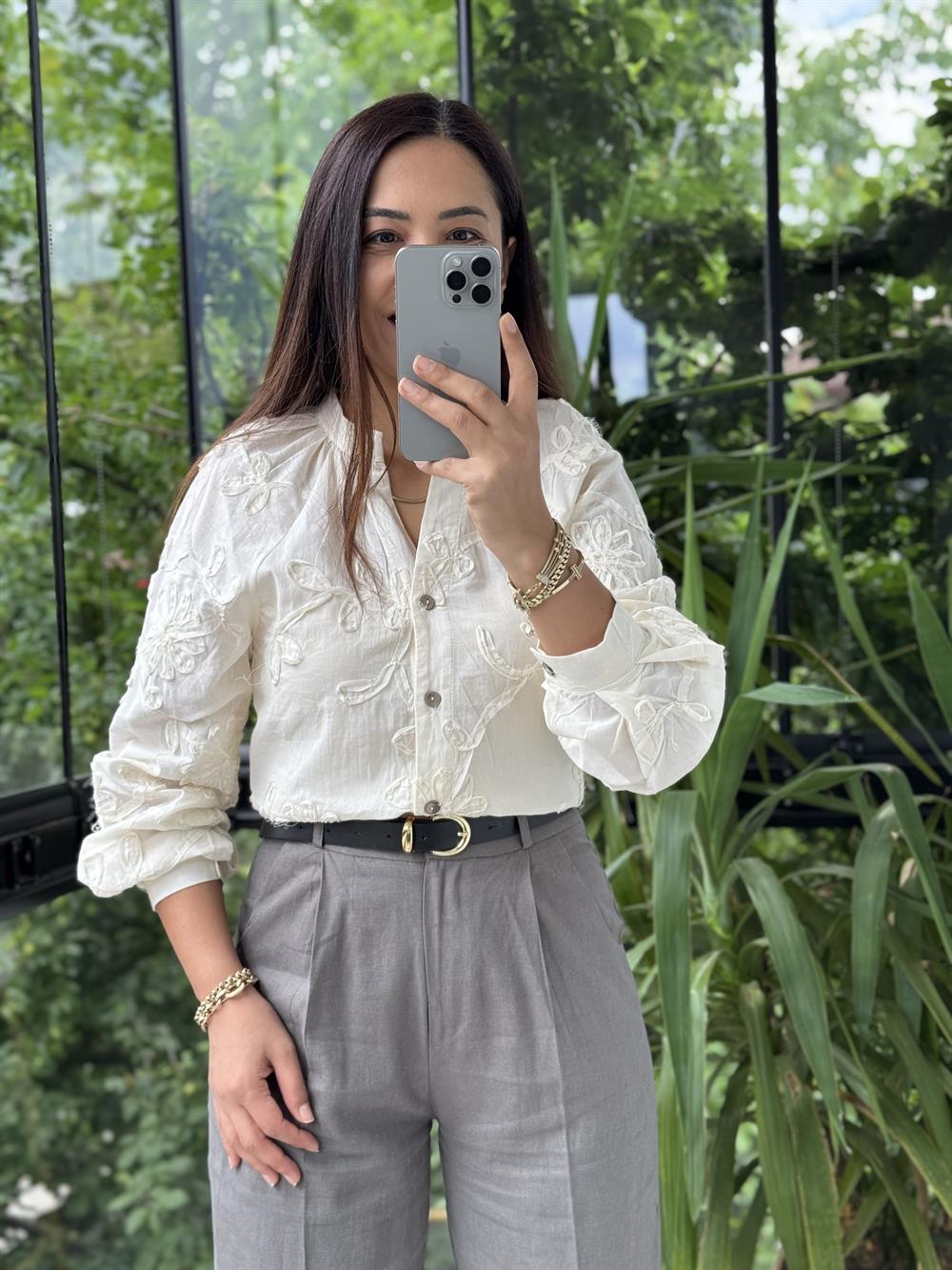 Kendinden Çiçekli Gömlek bej