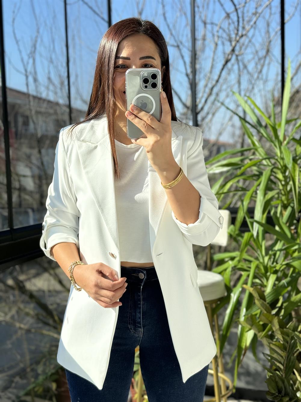 Kolu Düğmeli Blazer Ceket Beyaz