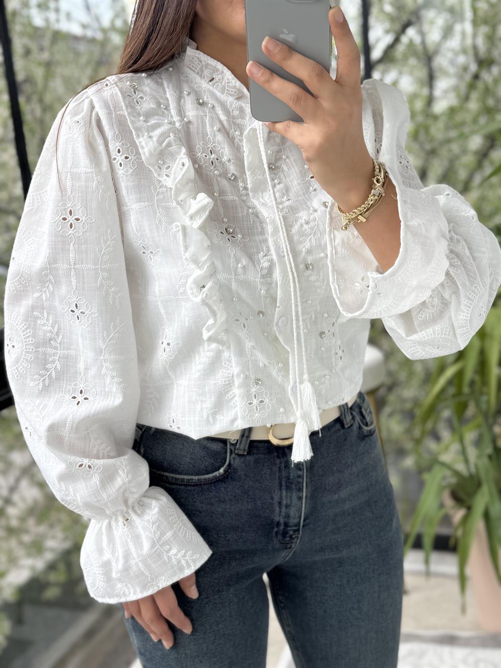 Komple Brode Taş İşlemeli Gömlek Beyaz