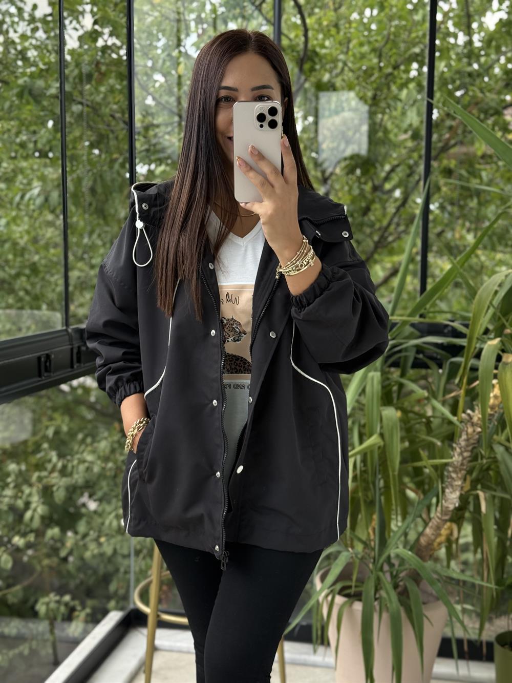 Kontrast Biyeli Ceket Siyah