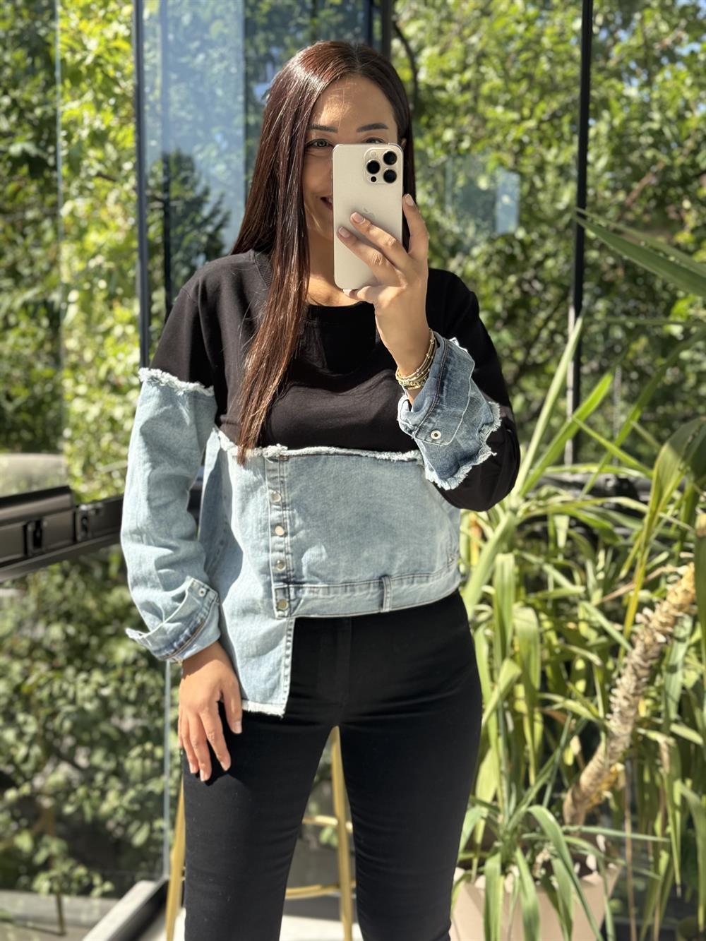 Kot Parça Detaylı Sweatshirt Siyah