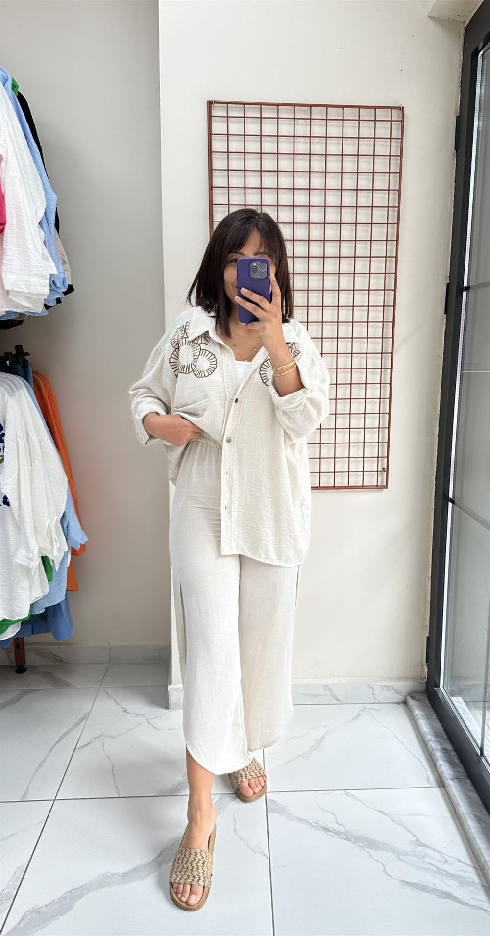 Krem Yırtmaçlı Keten Pantolon