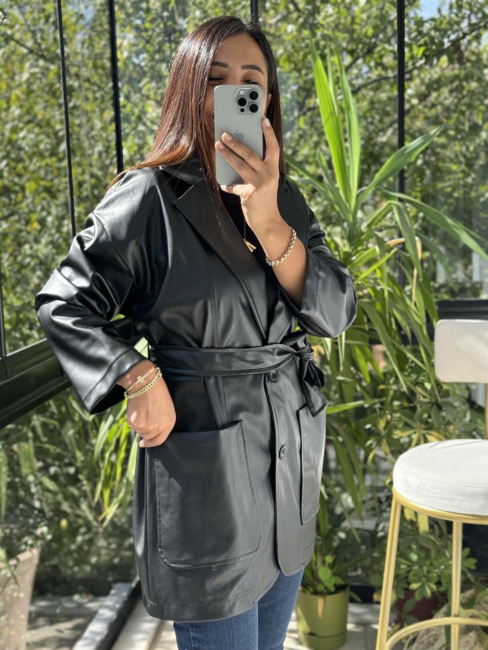 Kuşaklı Deri Ceket Siyah