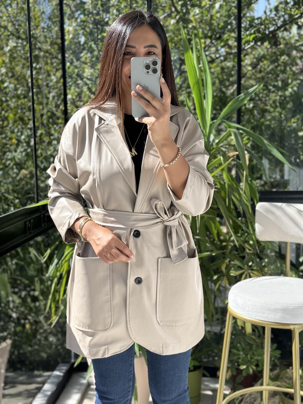 Kuşaklı Deri Ceket Vizon