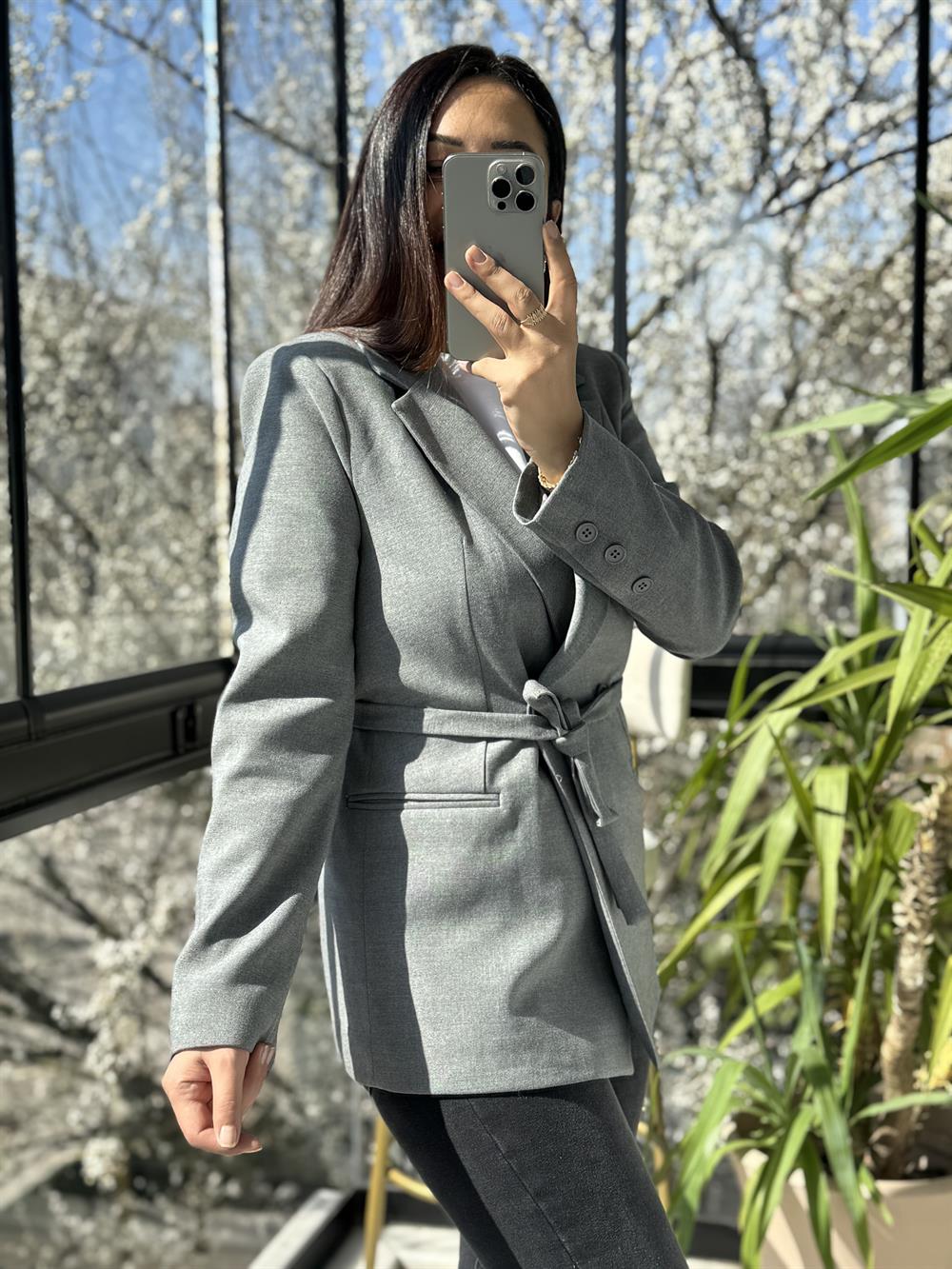 Kuşaklı İki Düğme Blazer Ceket Gri