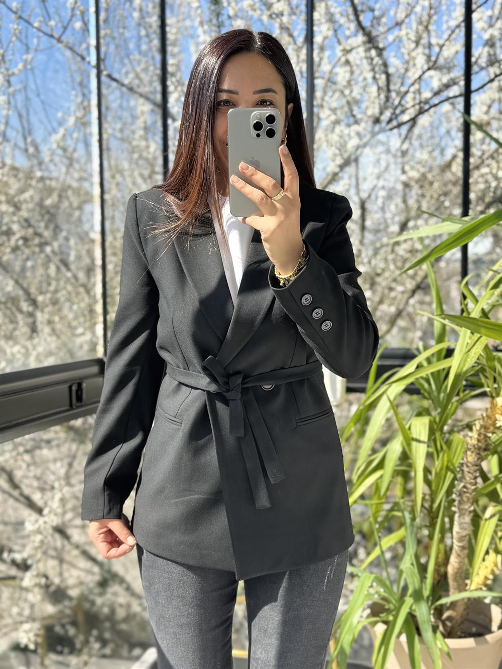 Kuşaklı İki Düğme Blazer Ceket Siyah