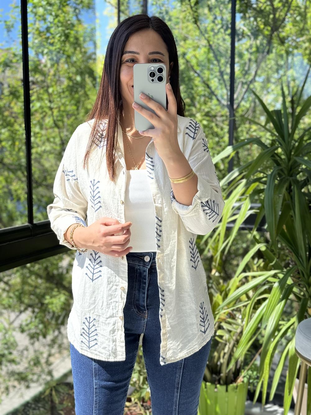 Lacivert İşlemeli Premium Kalite Gömlek