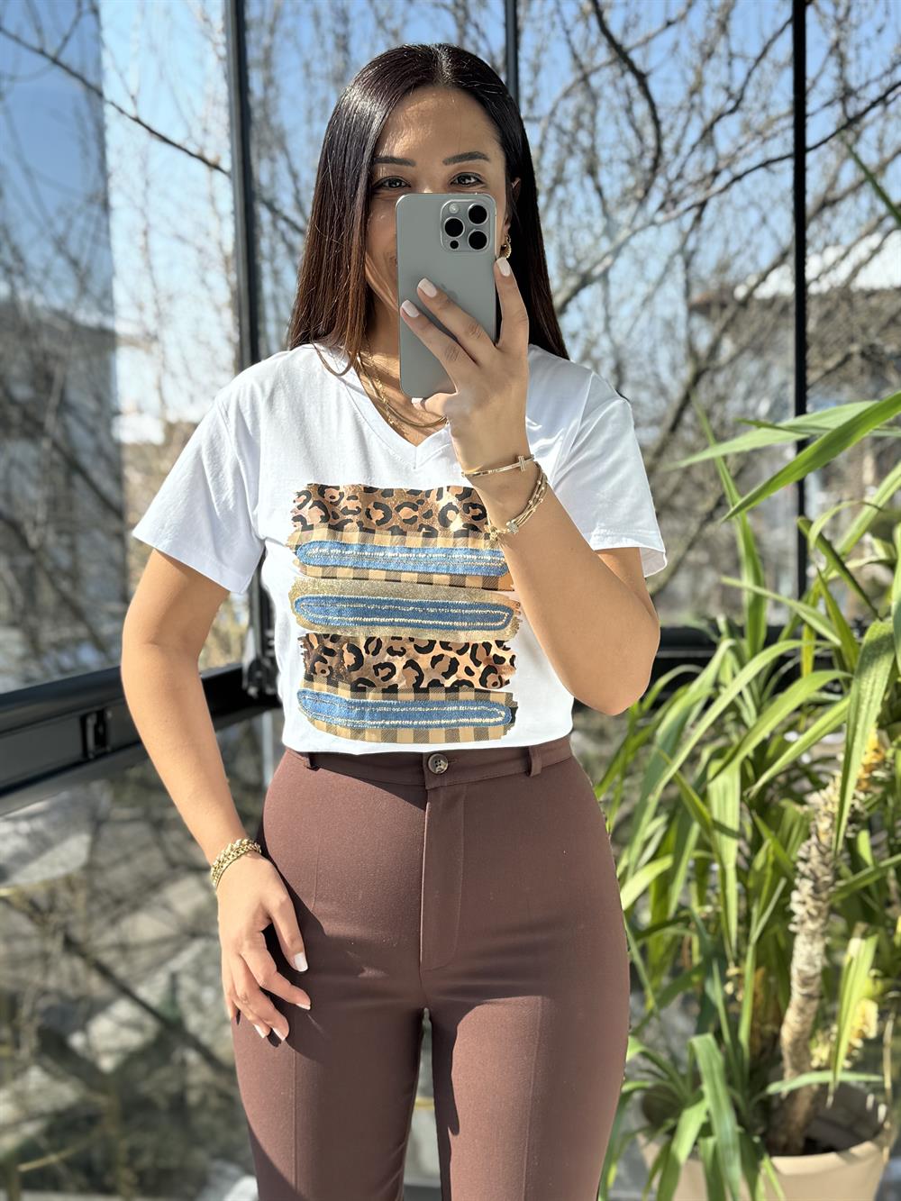 Leopar Baskı Dokuma Detaylı Tişört Beyaz