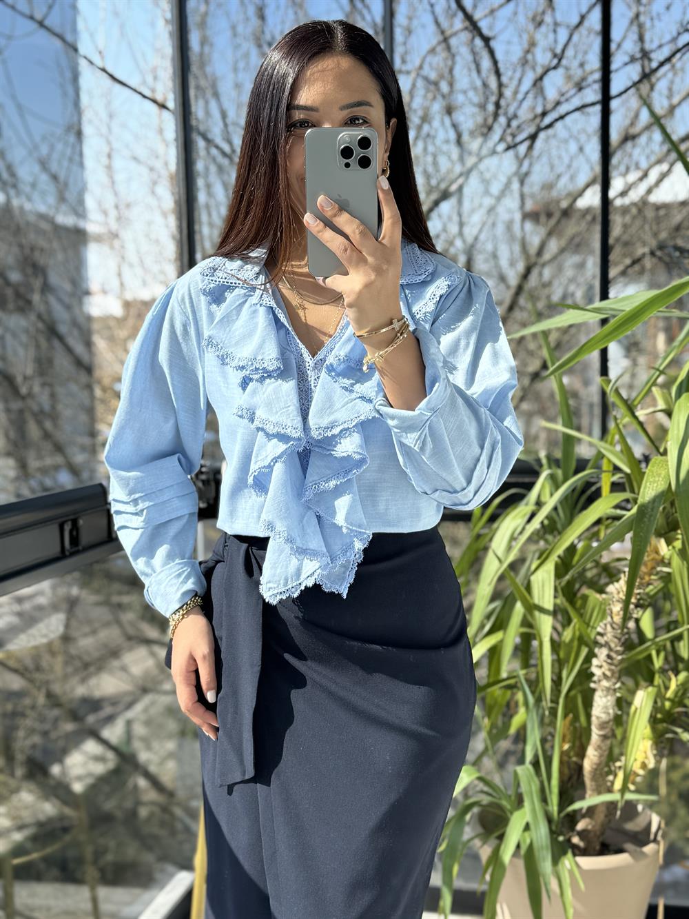 Matmazel Fırfır Yaka Dantelli Gömlek Mavi