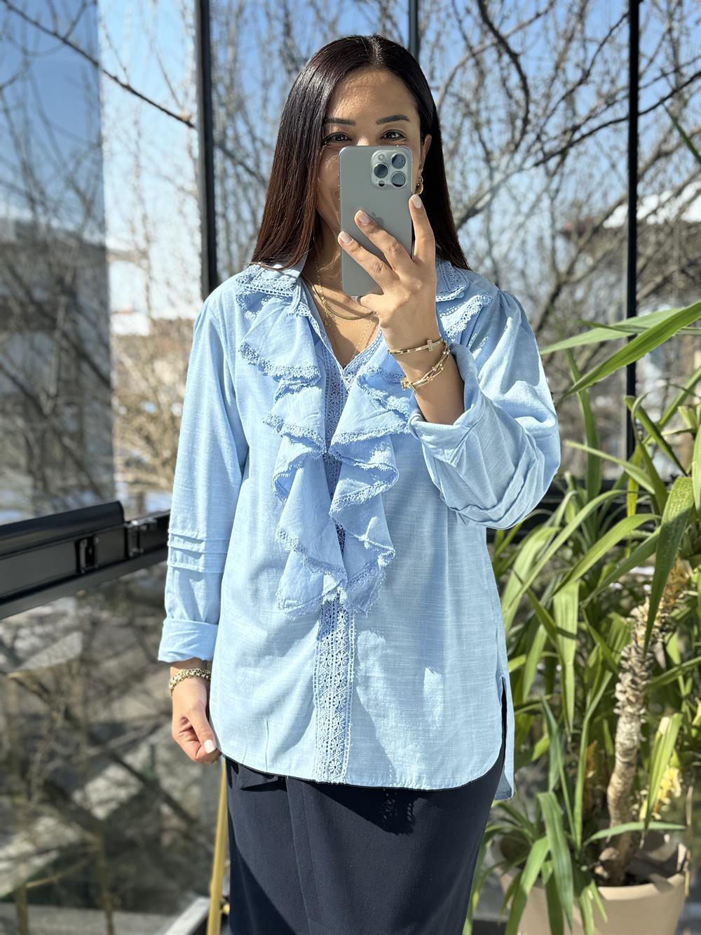 Matmazel Fırfır Yaka Dantelli Gömlek Mavi