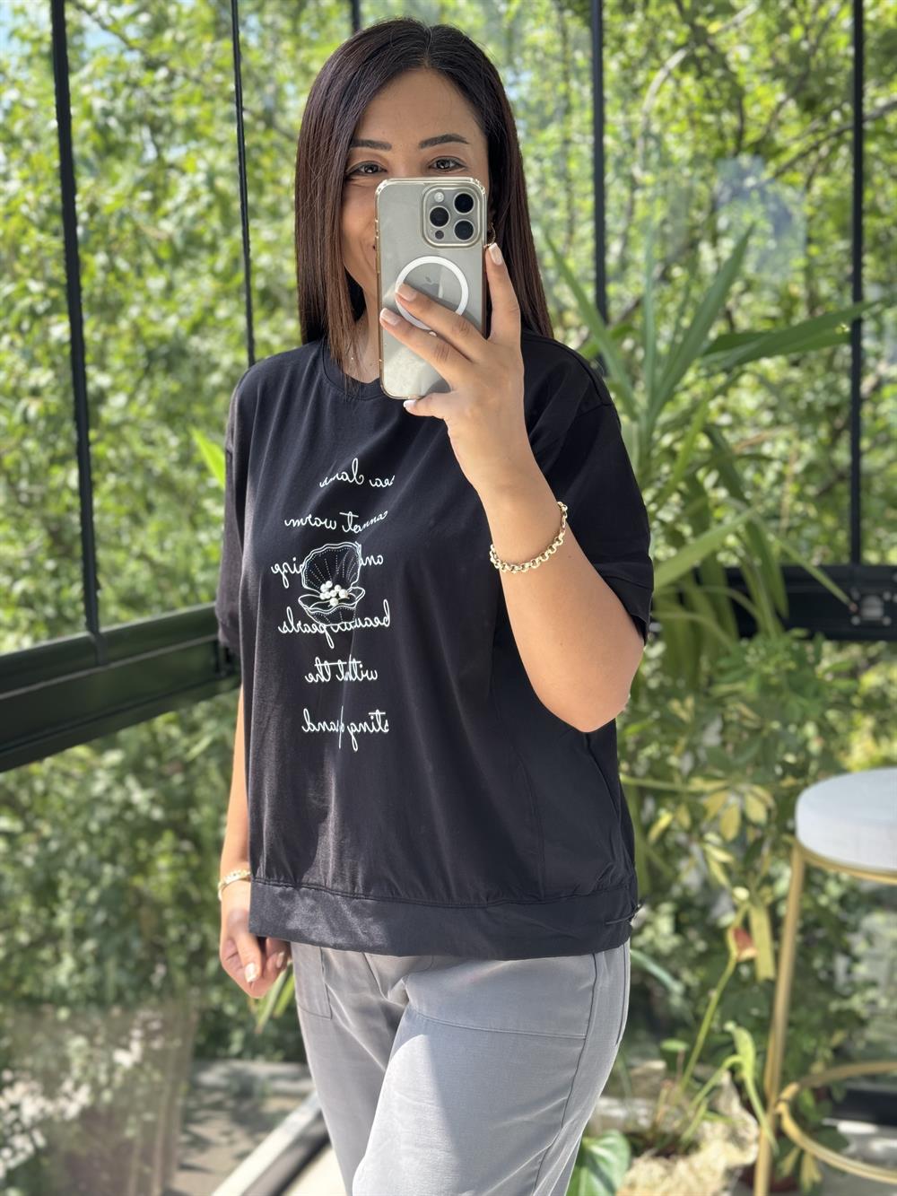 Midye İncili Tişört Siyah