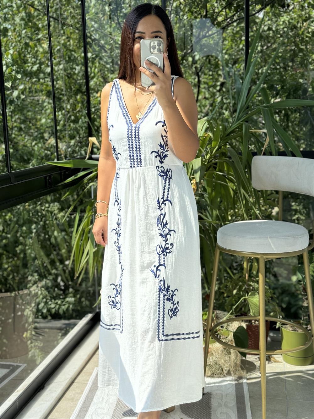 Nakışlı Askılı Elbise Lacivert