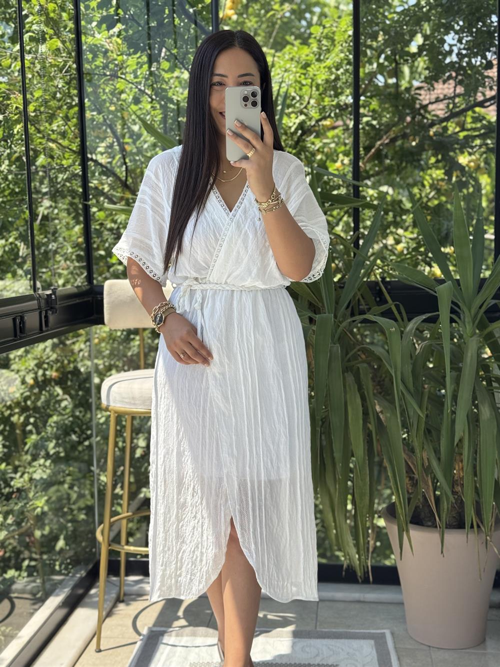 Nakışlı Kruvaze Elbise Beyaz