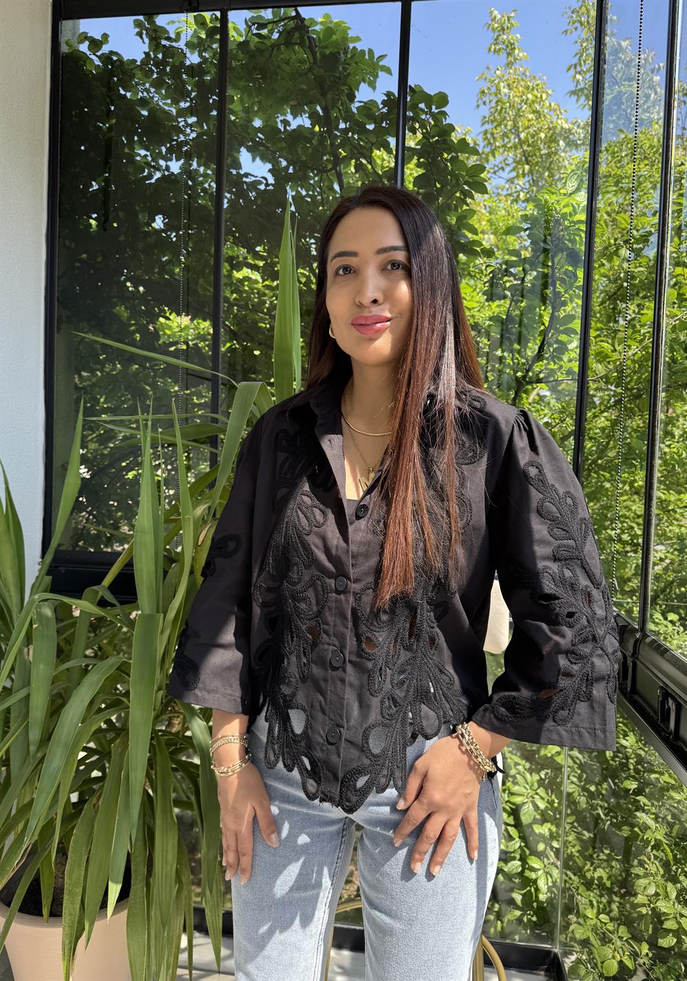 Nakışlı Tasarım Gömlek Siyah