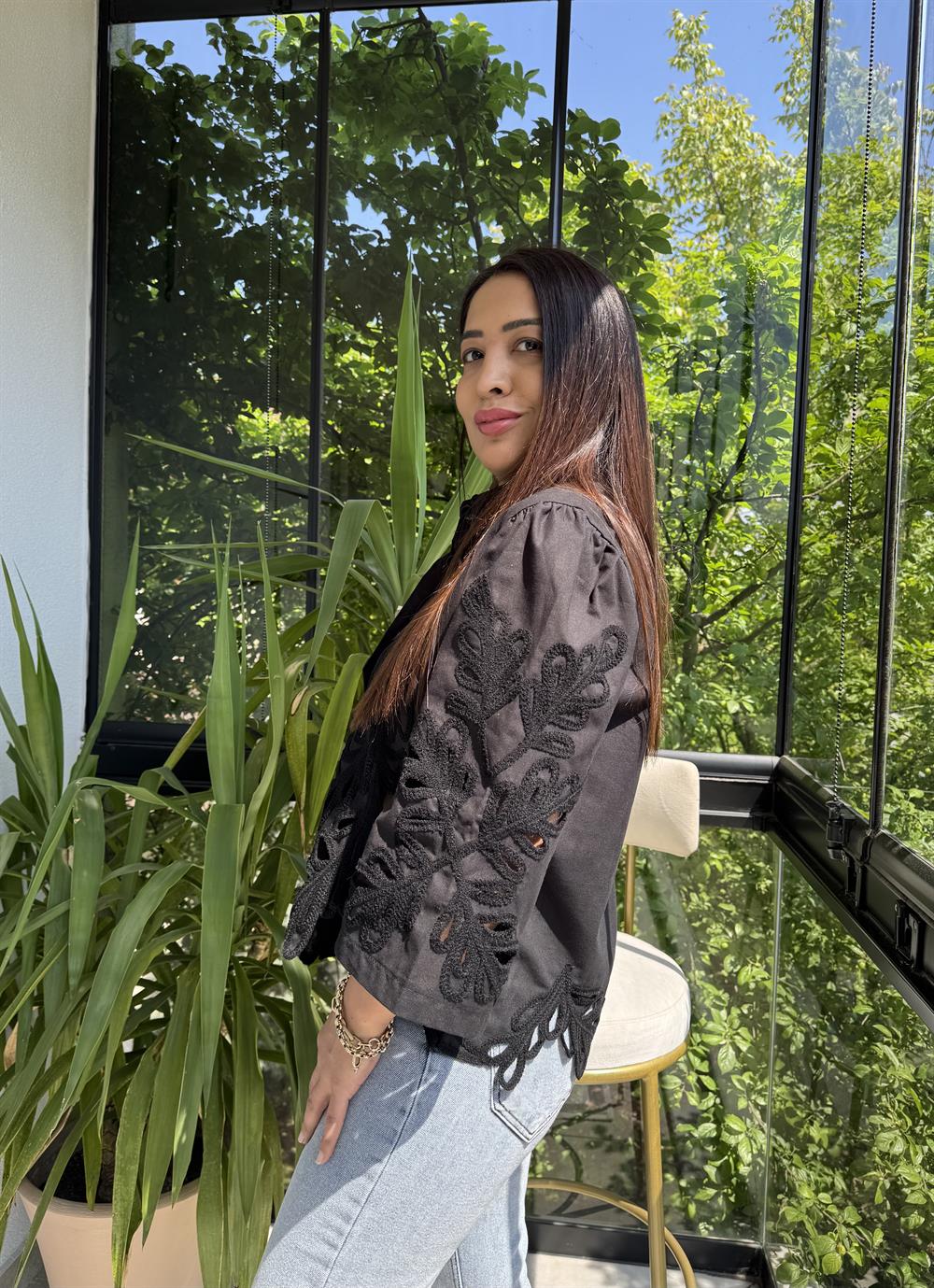 Nakışlı Tasarım Gömlek Siyah