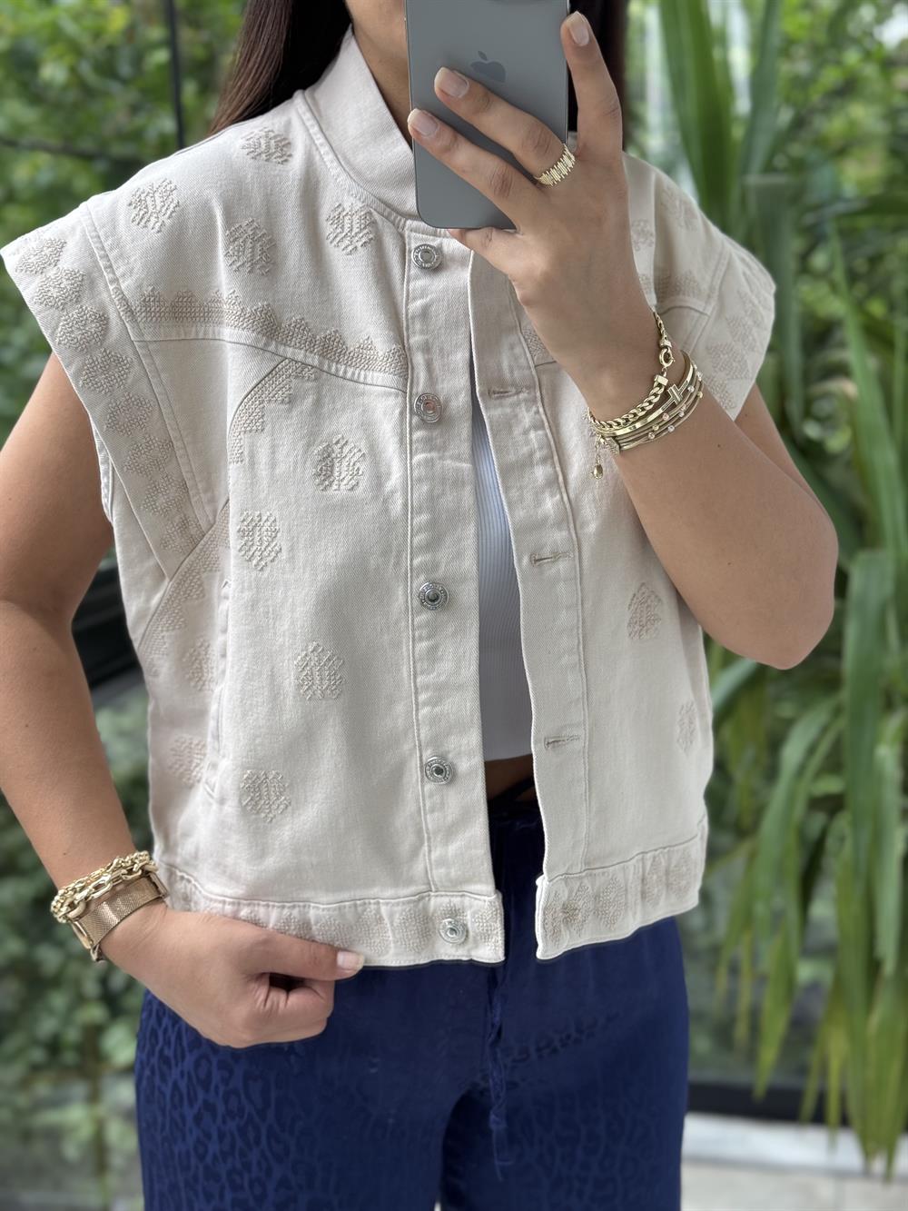 Nakışlı Yelek Bej