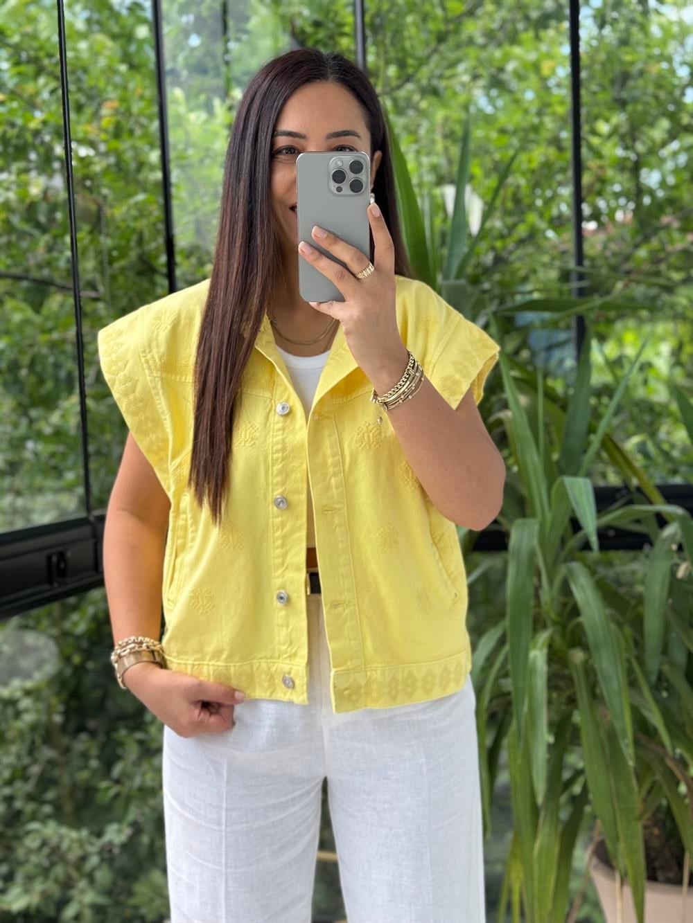 Nakışlı Yelek Sarı