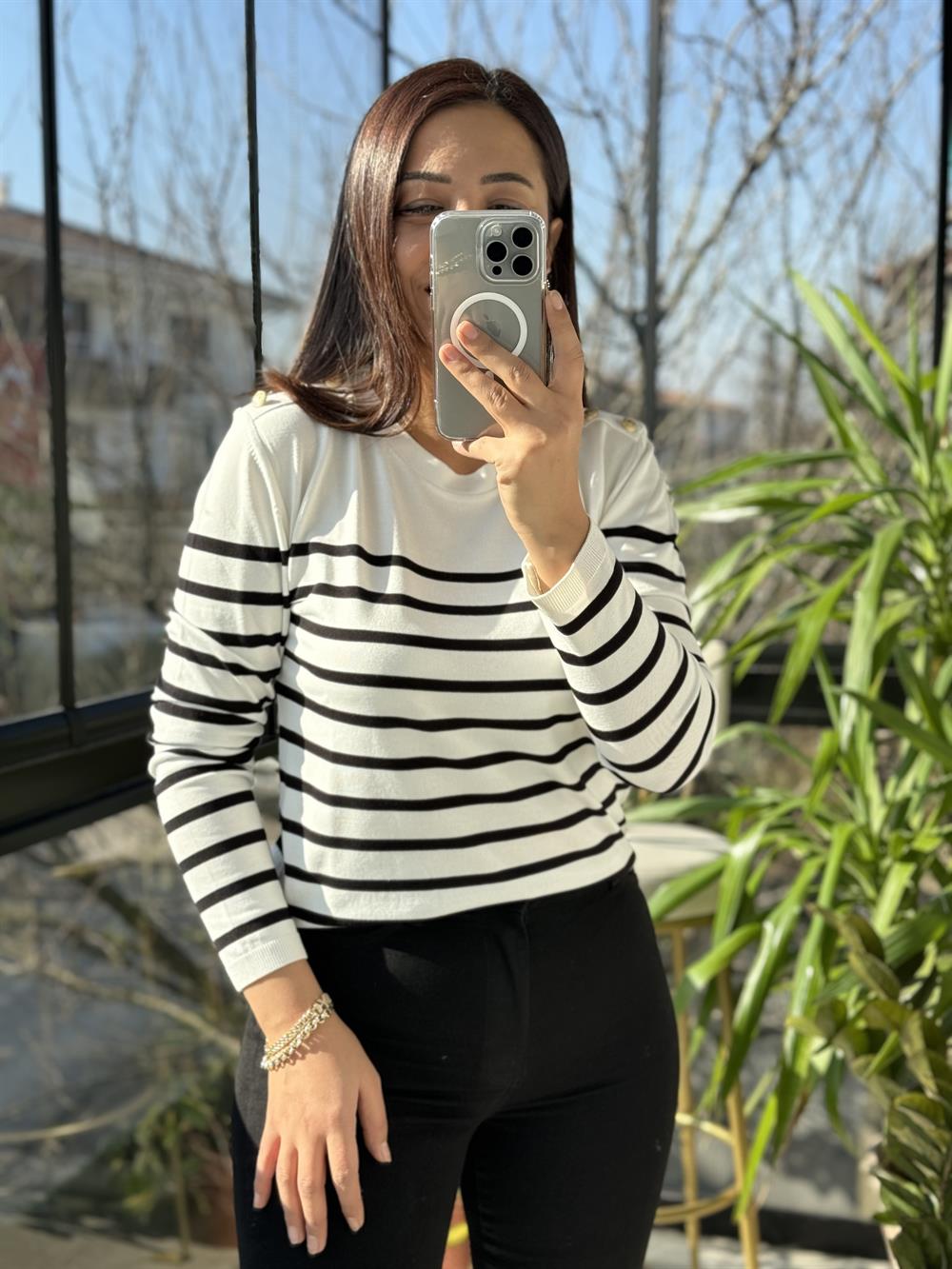 Omuz Düğmeli Merserize Siyah Çizgili