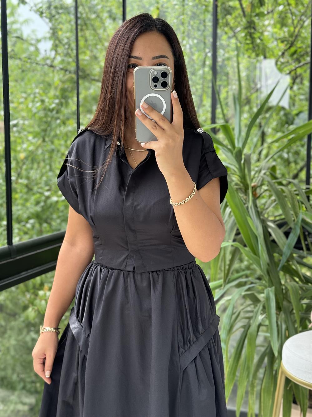 Omuz Düğmeli Saten Siyah