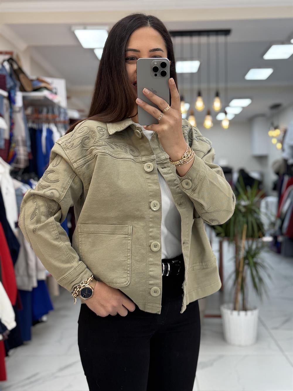 Omzu Nakışlı Gabardin Ceket Haki Yeşili