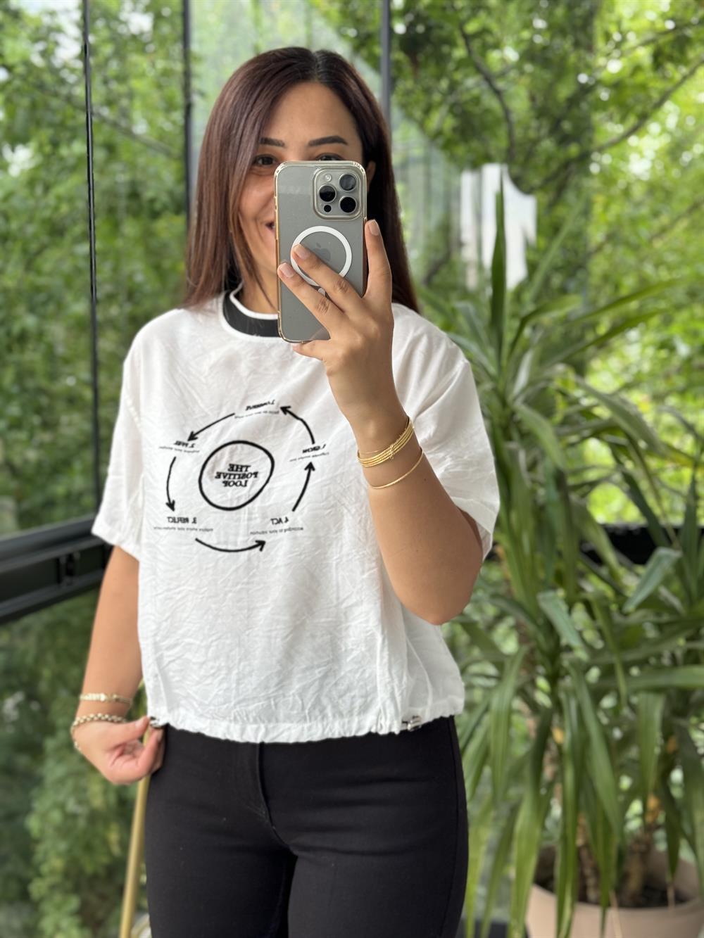 Önü Baskılı Tasarım Tişört Beyaz