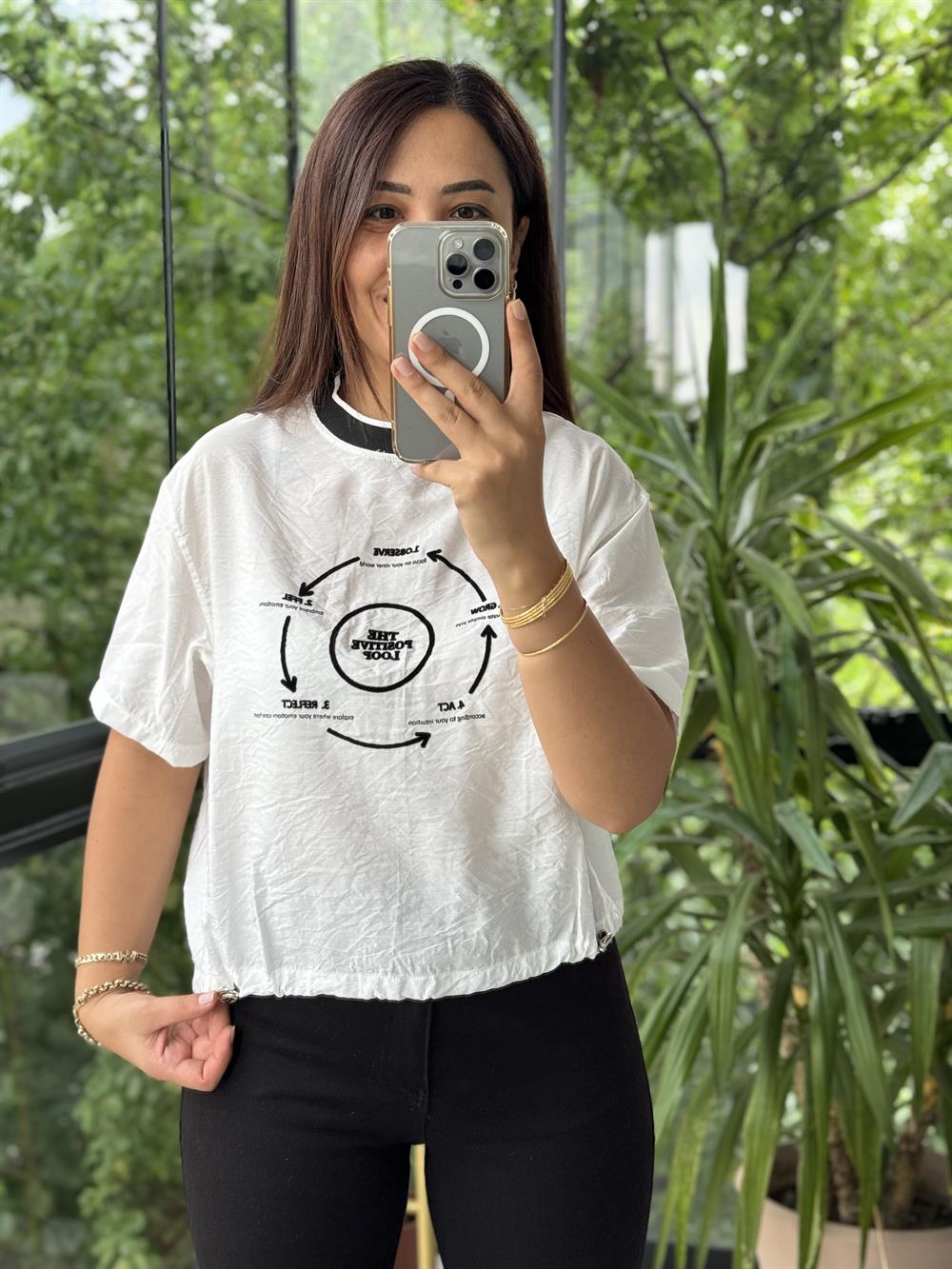 Önü Baskılı Tasarım Tişört Beyaz