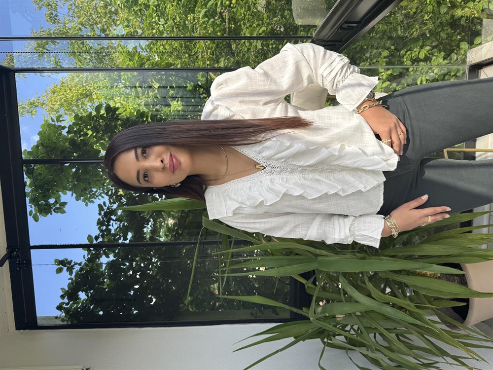 Önü Fırfırlı Bluz Gömlek Ekru