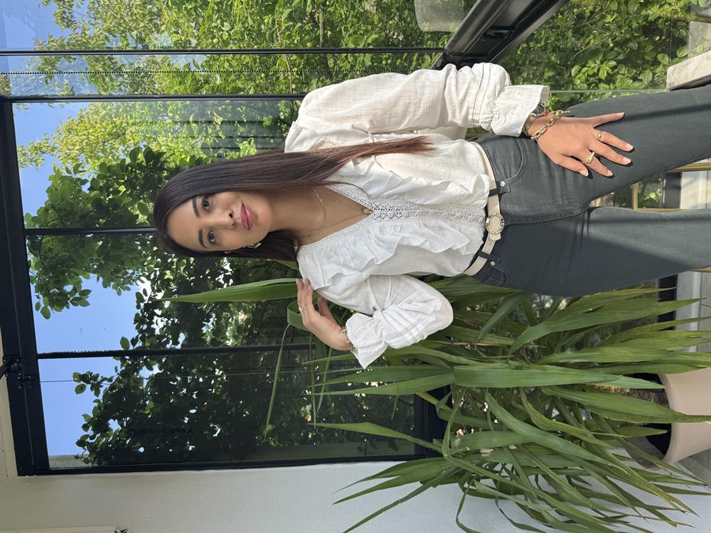 Önü Fırfırlı Bluz Gömlek Ekru