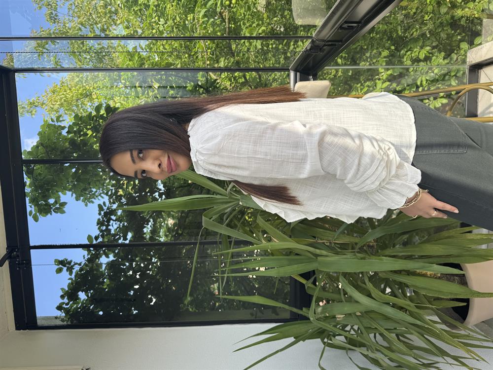 Önü Fırfırlı Bluz Gömlek Ekru