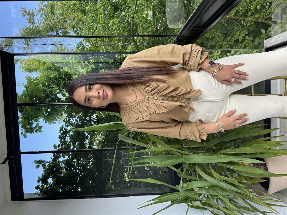 Önü Fırfırlı Bluz Gömlek Kahve