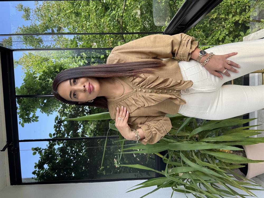 Önü Fırfırlı Bluz Gömlek Kahve