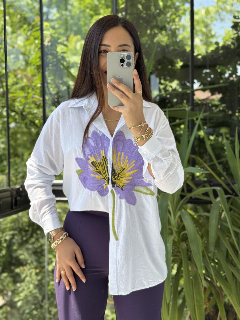 Önü Nakışlı Pamuklu Gömlek Beyaz