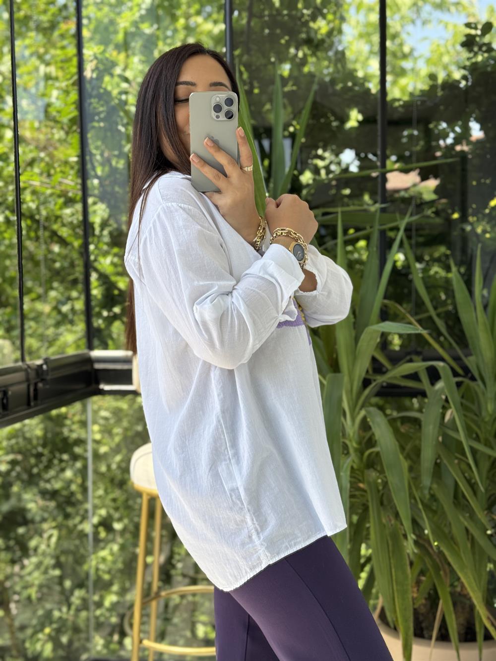 Önü Nakışlı Pamuklu Gömlek Beyaz