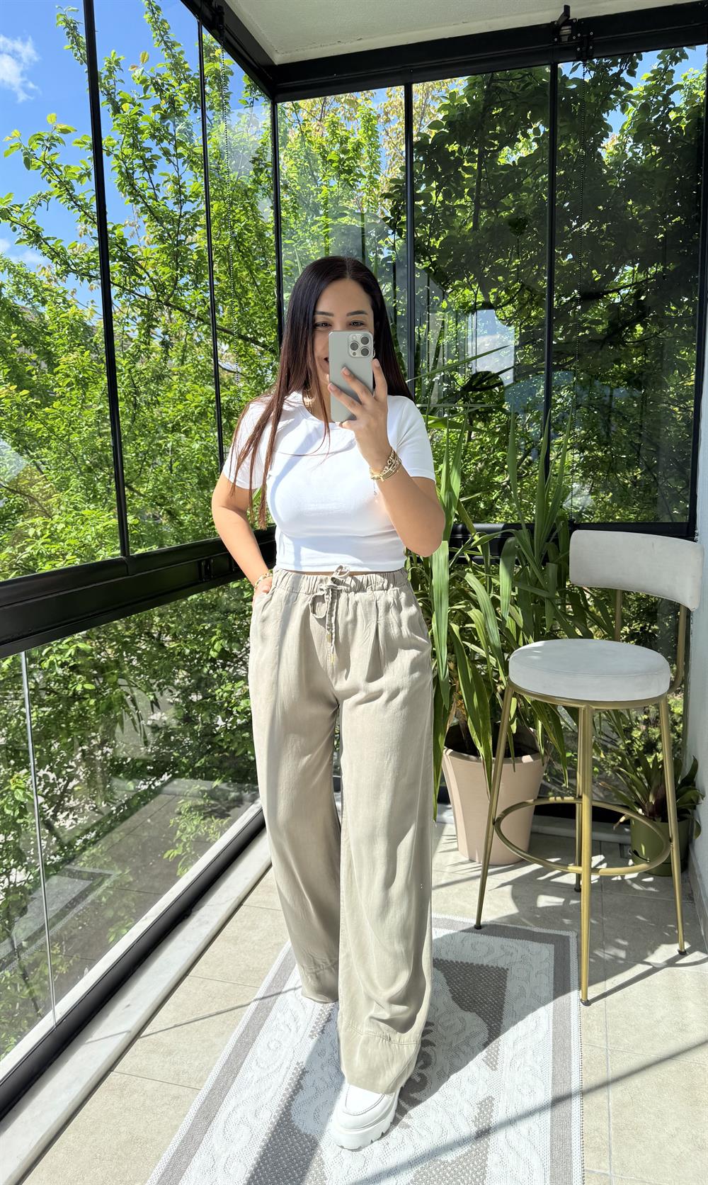 Paça Detaylı Lastikli Tensel Pantolon Haki Yeşili