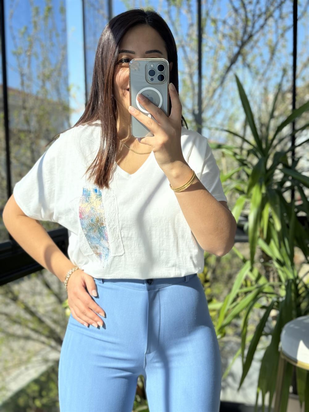 Pamuklu Tişört Cep Detaylı