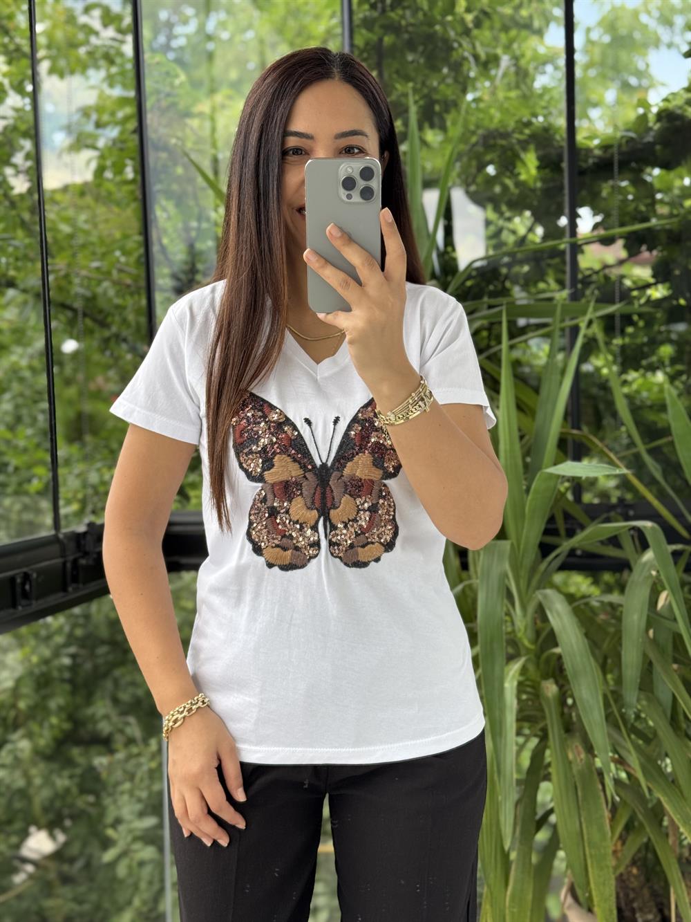 Önü Kelebek İşlemeli Tişört Beyaz