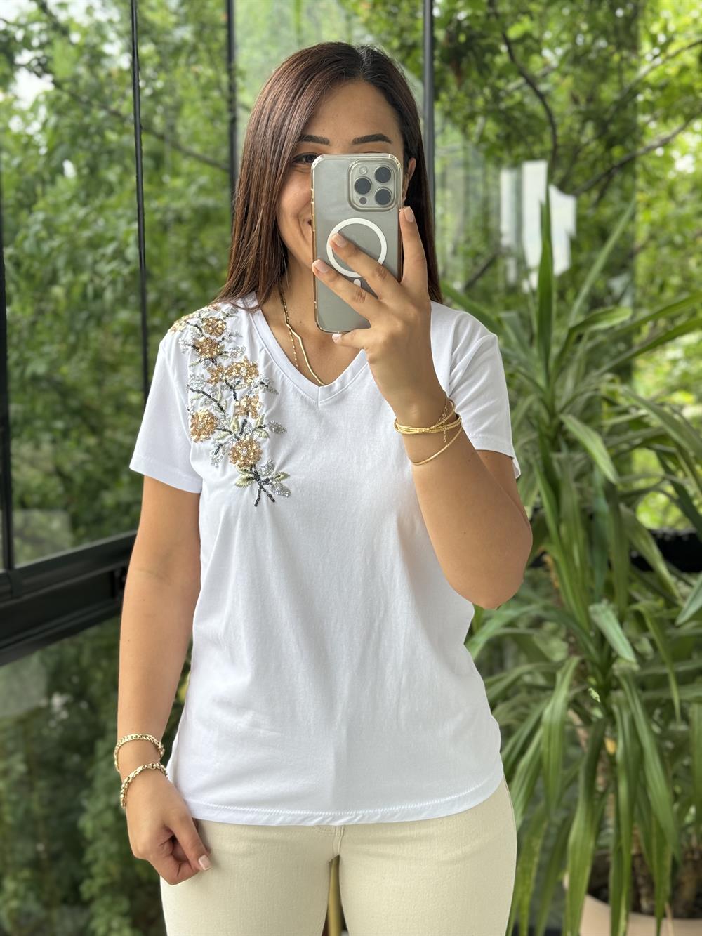 Pamuklu Tişört Omuz İşlemeli