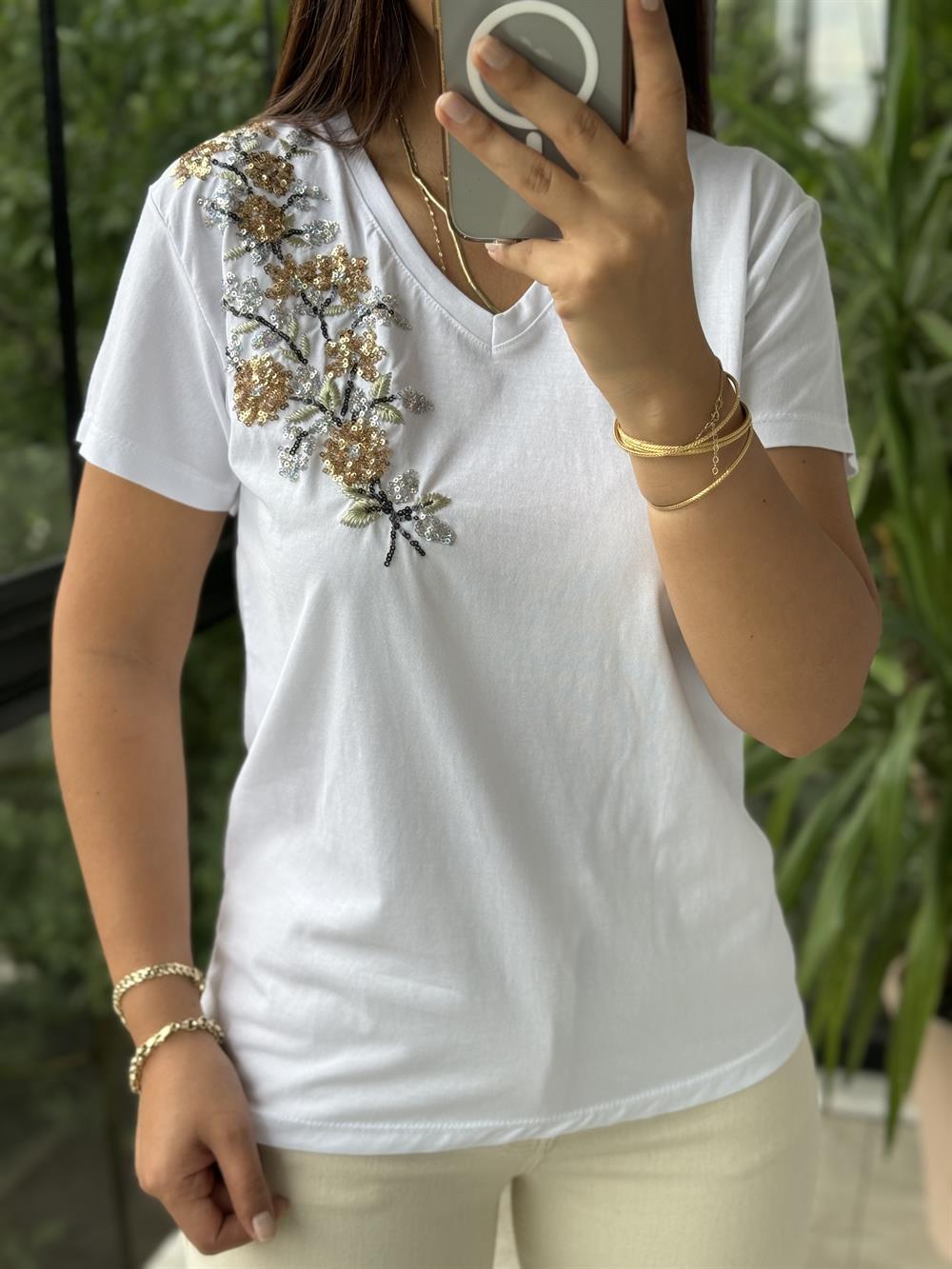 Pamuklu Tişört Omuz İşlemeli